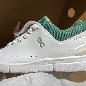 On Cloud - The Roger Advantage